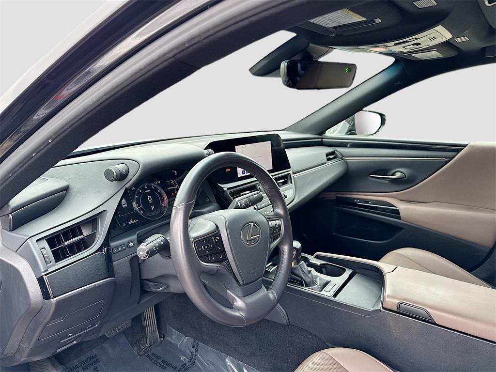 used 2023 Lexus ES 350 car, priced at $38,987