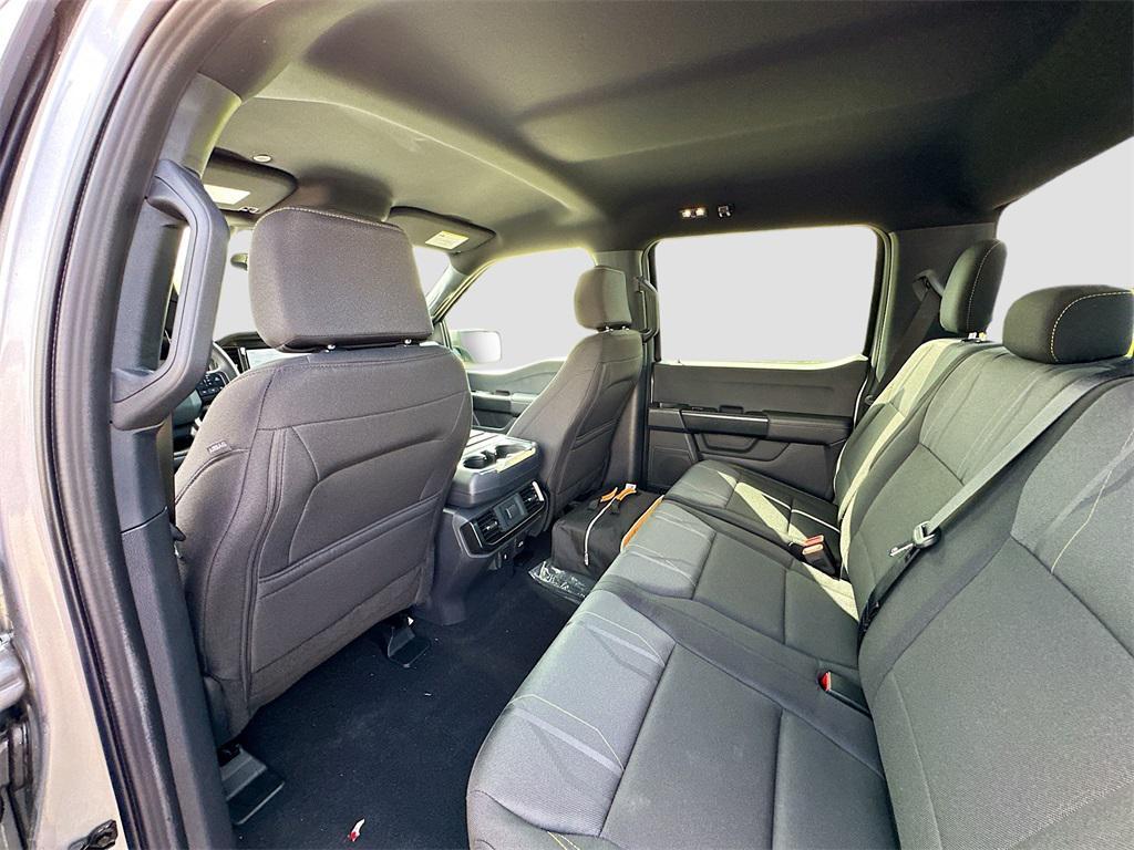 new 2025 Ford F-150 car, priced at $50,564
