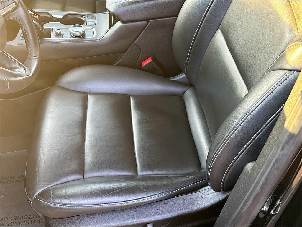 used 2024 Cadillac XT4 car, priced at $31,999