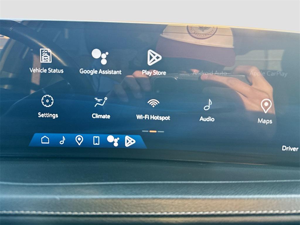 used 2024 Cadillac XT4 car, priced at $31,999