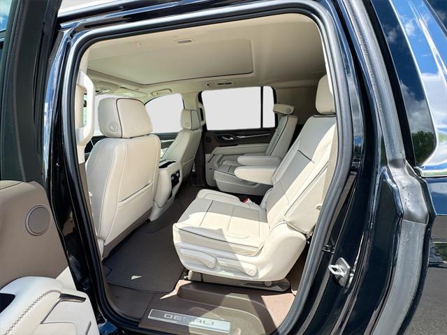 used 2023 GMC Yukon XL car, priced at $70,999