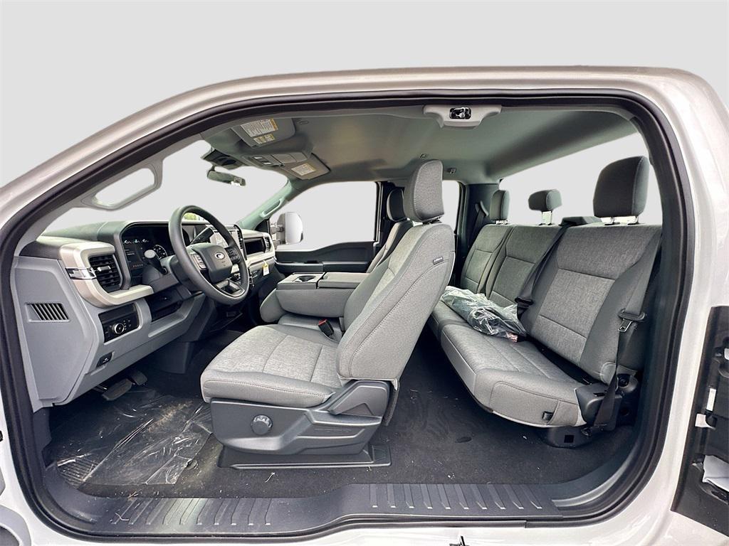 new 2025 Ford F-350 car, priced at $53,312