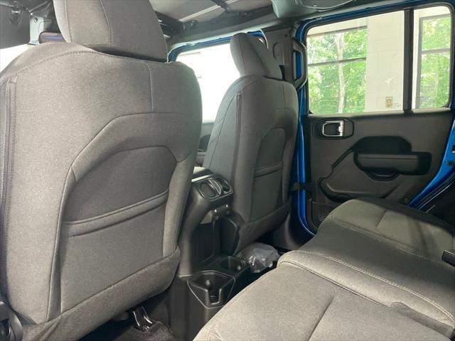 new 2025 Jeep Wrangler car, priced at $41,900