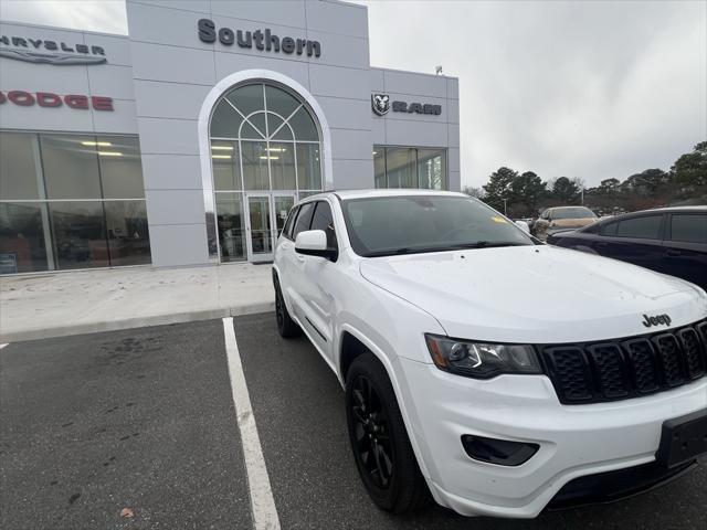 used 2018 Jeep Grand Cherokee car, priced at $18,371