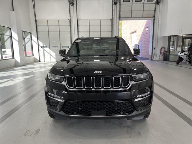 new 2025 Jeep Grand Cherokee car, priced at $41,786