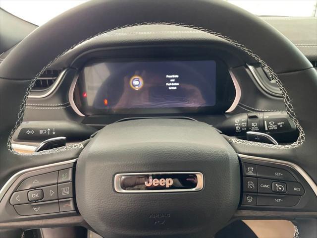 new 2025 Jeep Grand Cherokee car, priced at $39,500