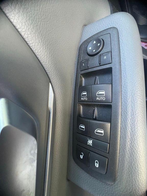 used 2022 Ram 1500 car, priced at $36,110