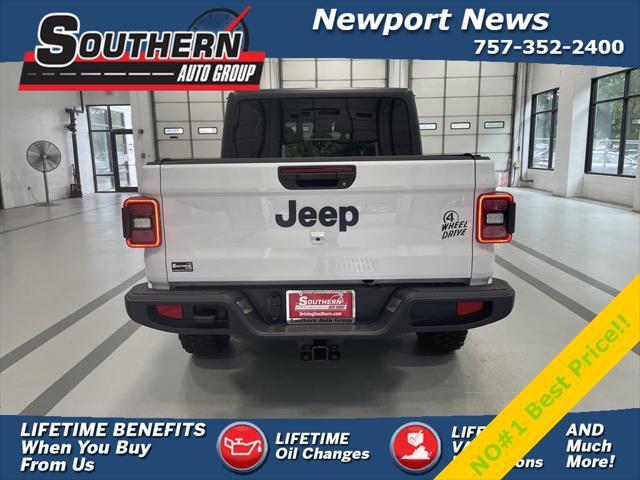 new 2024 Jeep Gladiator car, priced at $40,850