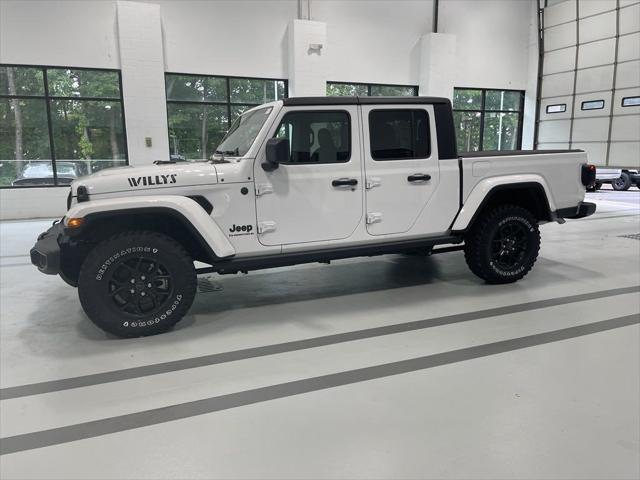 new 2024 Jeep Gladiator car, priced at $40,850