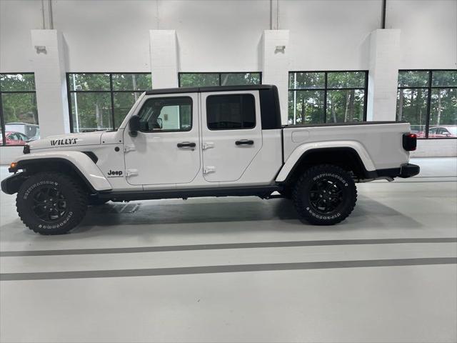 new 2024 Jeep Gladiator car, priced at $40,850