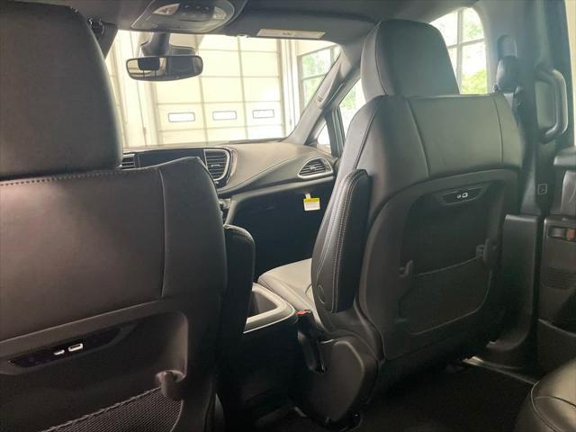 new 2025 Chrysler Pacifica car, priced at $36,500
