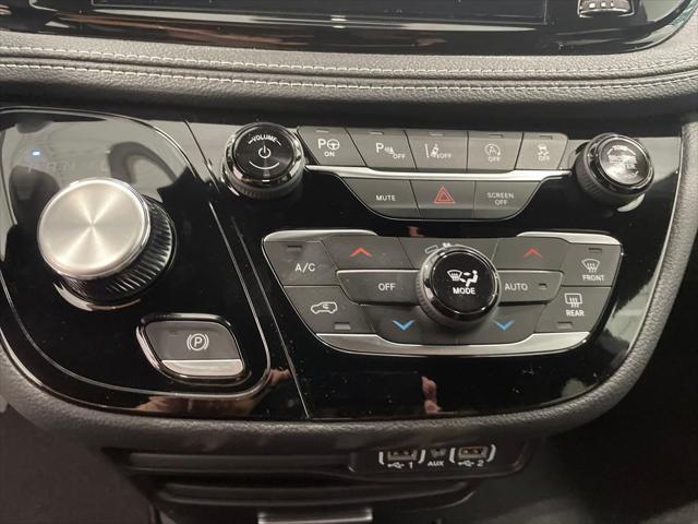 new 2025 Chrysler Pacifica car, priced at $37,500