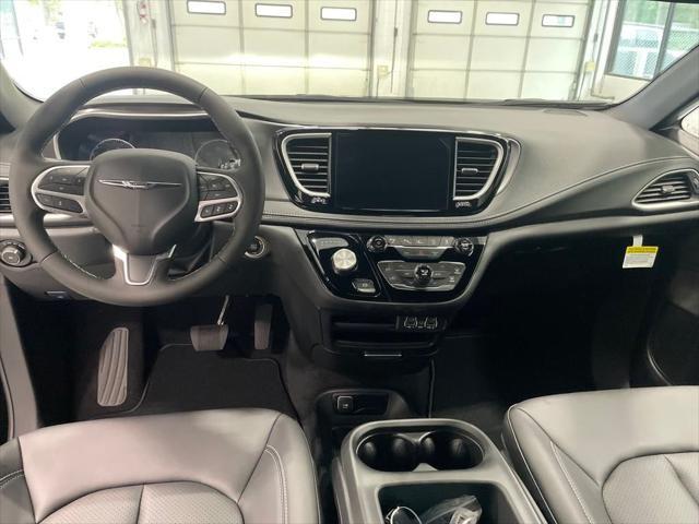new 2025 Chrysler Pacifica car, priced at $37,500