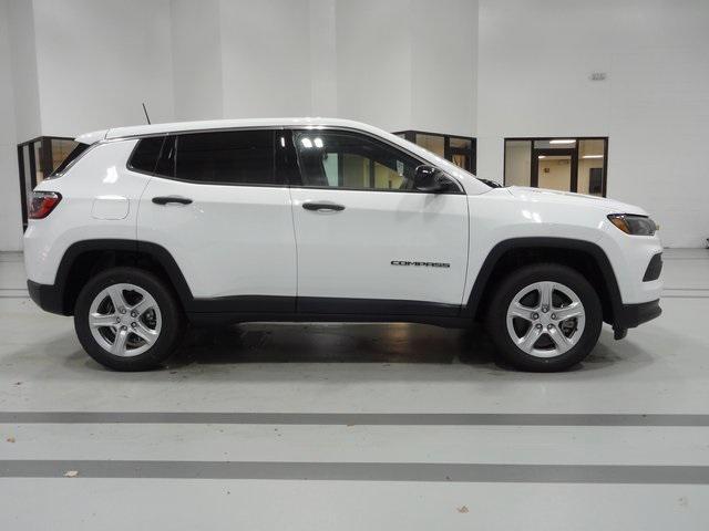 new 2024 Jeep Compass car, priced at $23,900