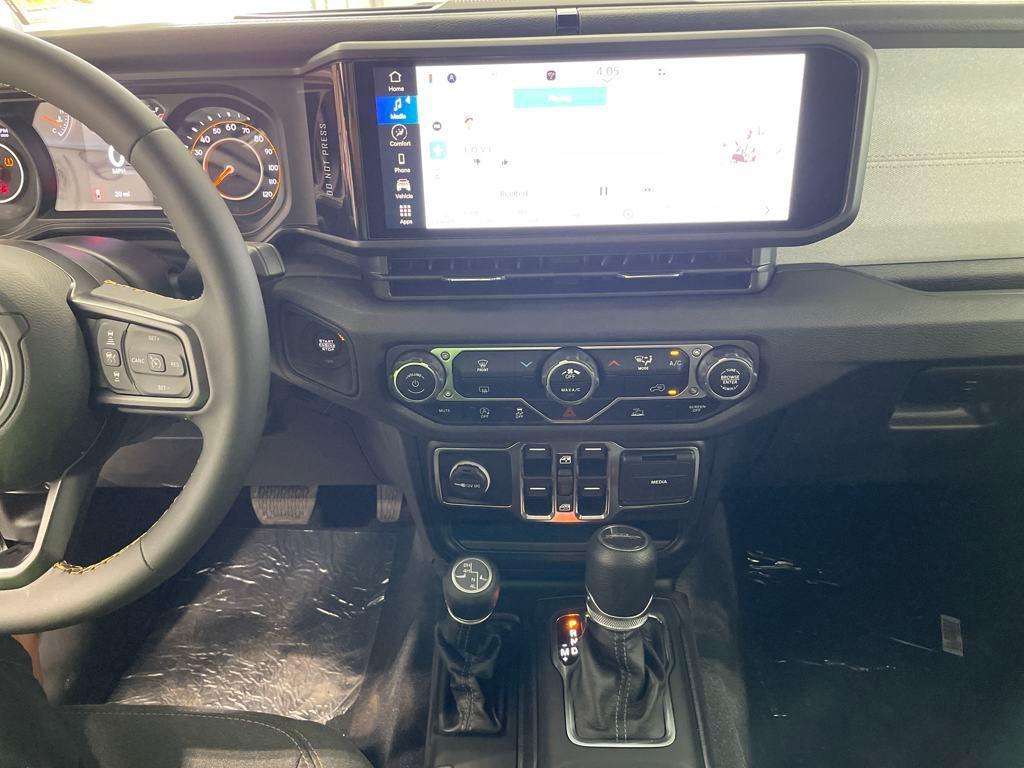 used 2024 Jeep Gladiator car, priced at $36,600
