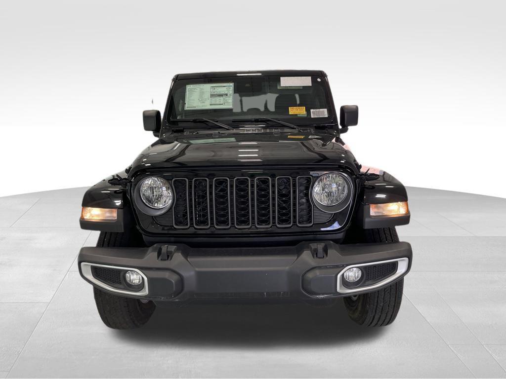 used 2024 Jeep Gladiator car, priced at $36,600