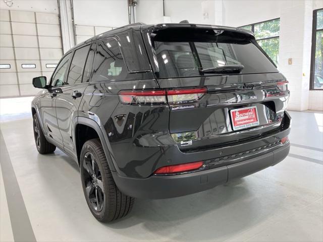 new 2024 Jeep Grand Cherokee car, priced at $41,950