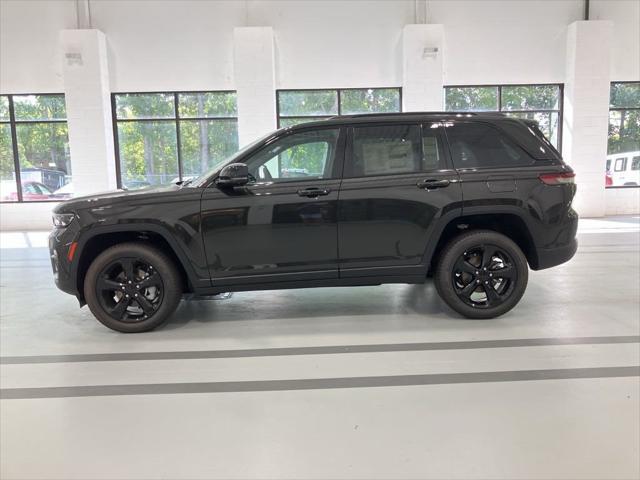 new 2024 Jeep Grand Cherokee car, priced at $41,950