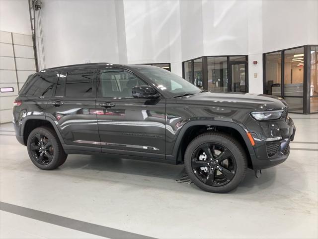 new 2024 Jeep Grand Cherokee car, priced at $41,950