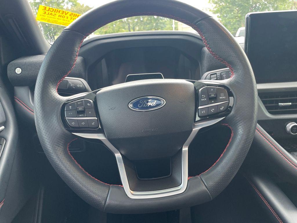 used 2025 Ford Explorer car, priced at $42,800