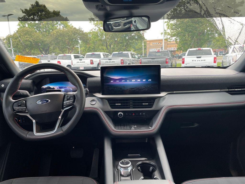 used 2025 Ford Explorer car, priced at $42,800