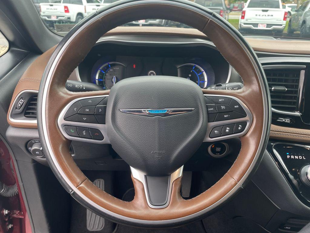 used 2020 Chrysler Pacifica Hybrid car, priced at $28,197