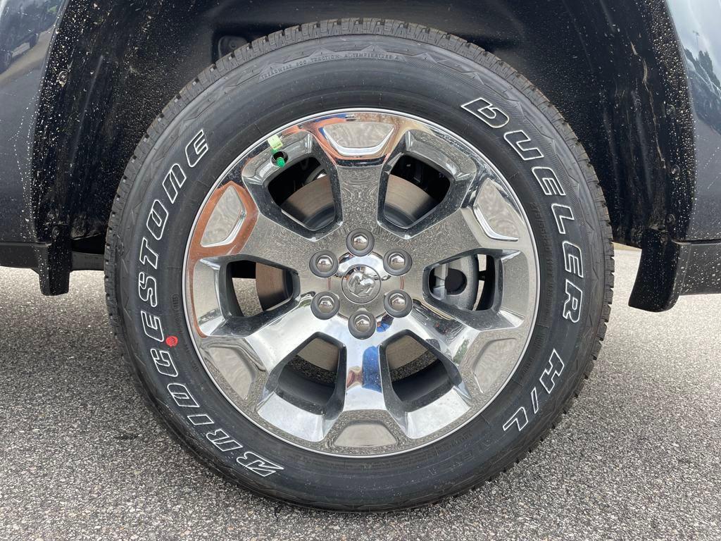 new 2025 Ram 1500 car, priced at $42,400