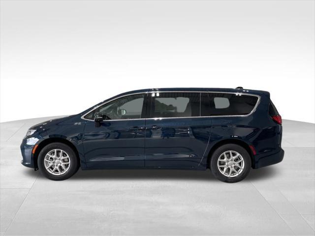 new 2025 Chrysler Pacifica car, priced at $38,500