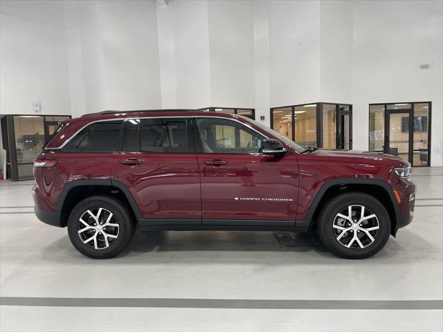 new 2024 Jeep Grand Cherokee car, priced at $35,810