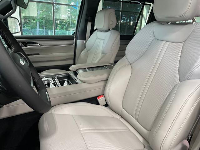 new 2025 Jeep Wagoneer car, priced at $72,900