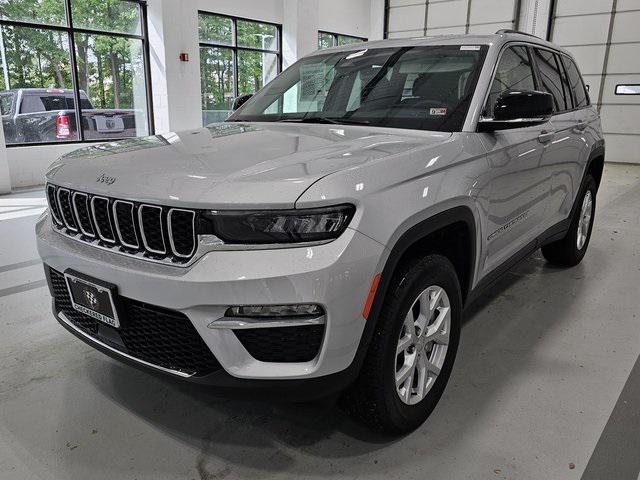 new 2024 Jeep Grand Cherokee car, priced at $50,985