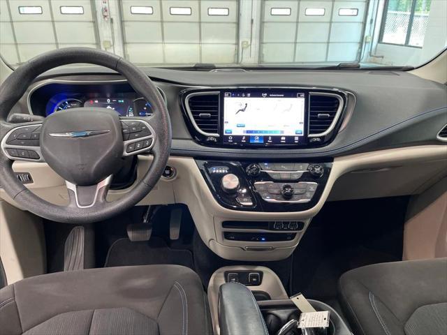 used 2021 Chrysler Pacifica Hybrid car, priced at $21,500
