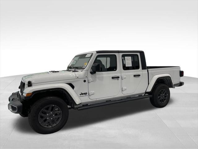 used 2024 Jeep Gladiator car, priced at $39,850