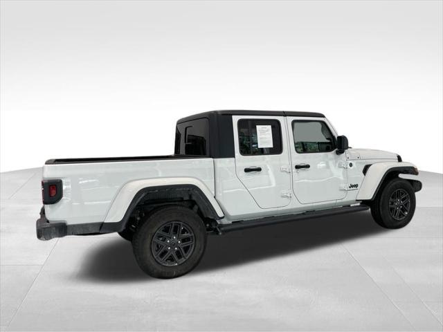 used 2024 Jeep Gladiator car, priced at $39,850