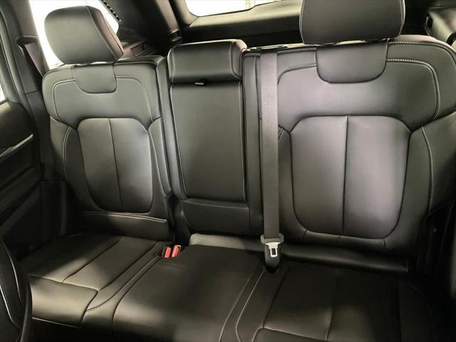 new 2025 Jeep Grand Cherokee car, priced at $40,500