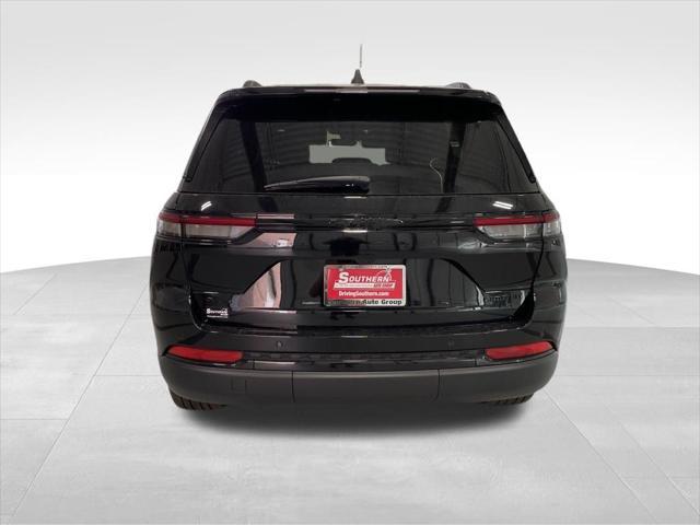 new 2025 Jeep Grand Cherokee car, priced at $40,500