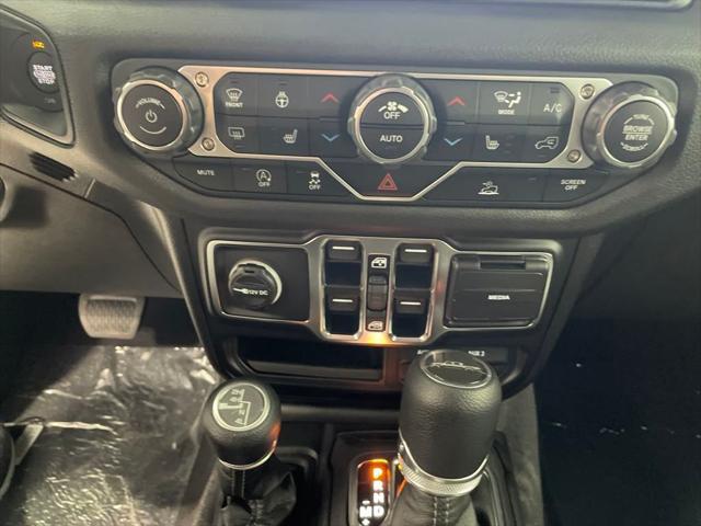 new 2025 Jeep Gladiator car, priced at $39,500