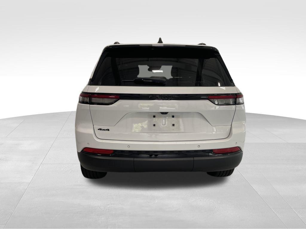 used 2023 Jeep Grand Cherokee car, priced at $29,500