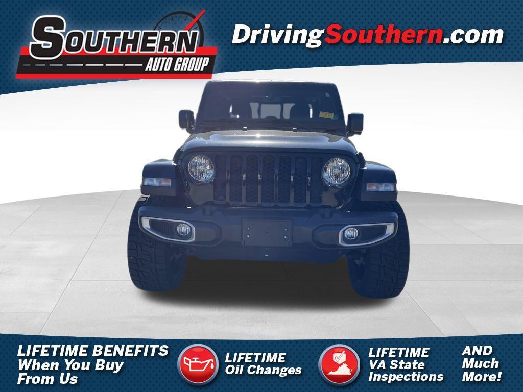 used 2023 Jeep Gladiator car, priced at $35,444