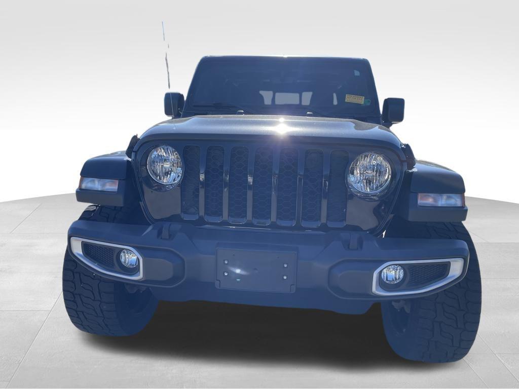 used 2023 Jeep Gladiator car, priced at $35,444