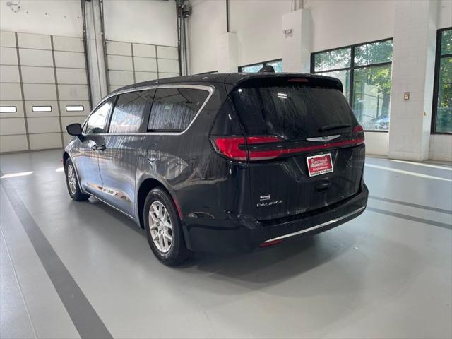 new 2025 Chrysler Pacifica car, priced at $39,800