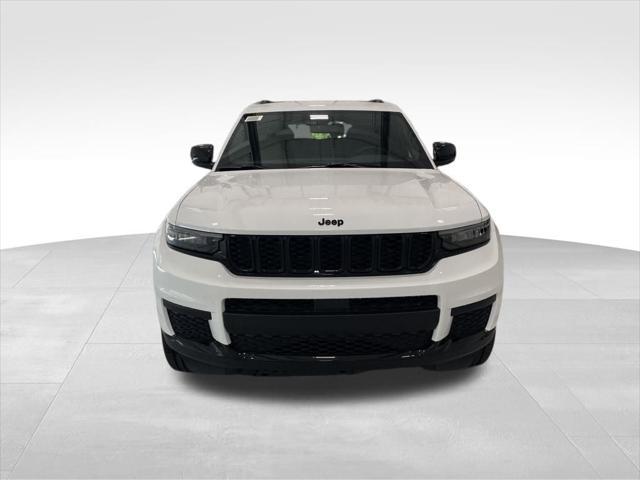 new 2025 Jeep Grand Cherokee L car, priced at $38,900