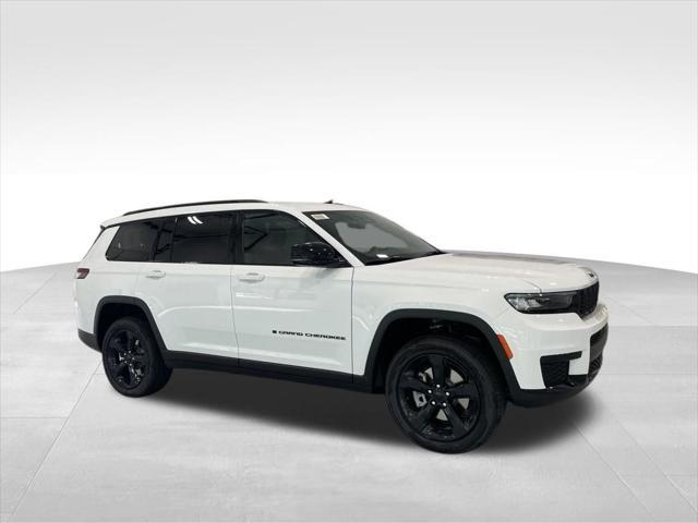 new 2025 Jeep Grand Cherokee L car, priced at $38,900