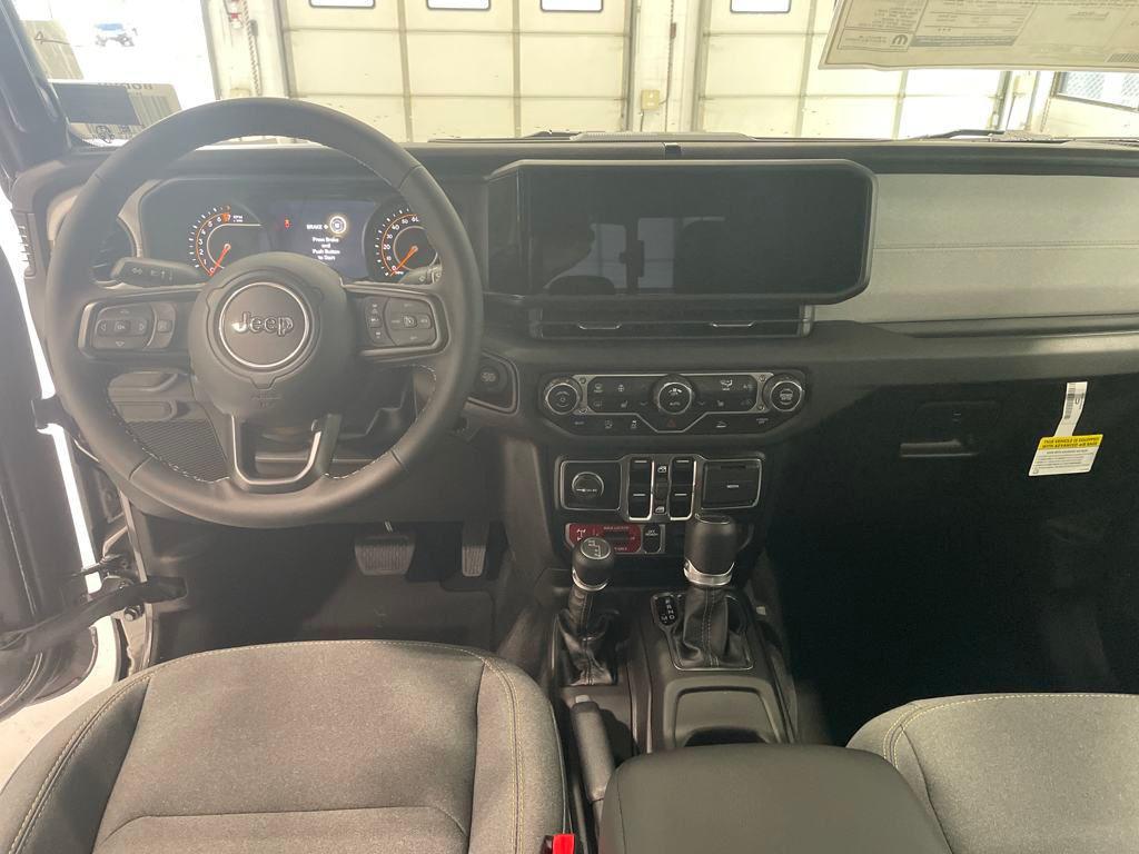 new 2025 Jeep Gladiator car, priced at $44,500