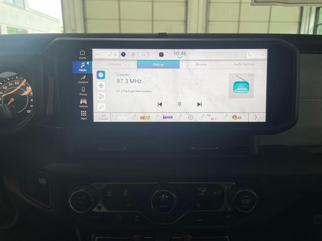 new 2025 Jeep Gladiator car, priced at $44,500