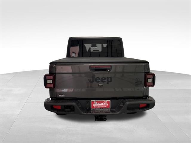 new 2025 Jeep Gladiator car, priced at $42,500
