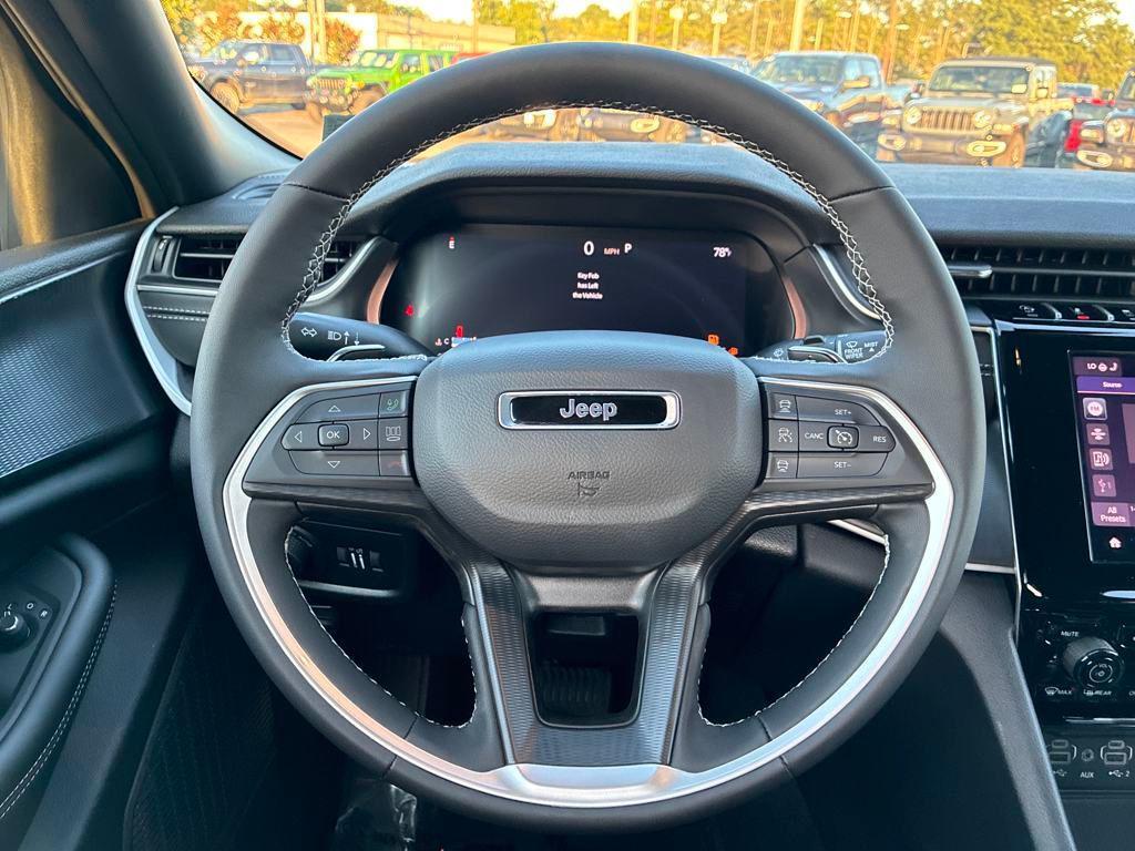 new 2025 Jeep Grand Cherokee L car, priced at $38,570