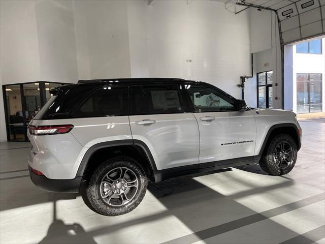 new 2024 Jeep Grand Cherokee 4xe car, priced at $51,700