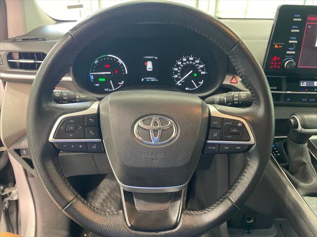 used 2023 Toyota Sienna car, priced at $39,620