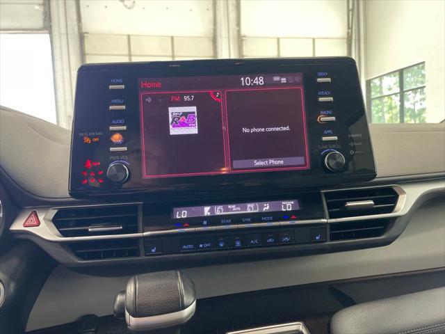 used 2023 Toyota Sienna car, priced at $39,620